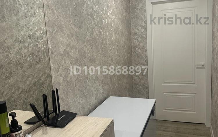 2-бөлмелі пәтер · 52.5 м² · 2/5 қабат, Пр. Абая, бағасы: 12 млн ₸ в Шахтинске — фото 2