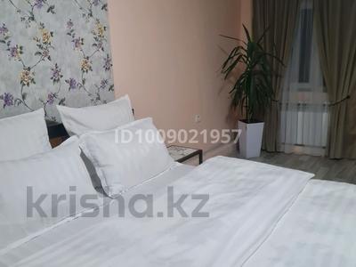 8-комнатная квартира · 200 м² · 1/2 этаж, Бокейханова 113 за 10 000 〒 в Алматы, Жетысуский р-н