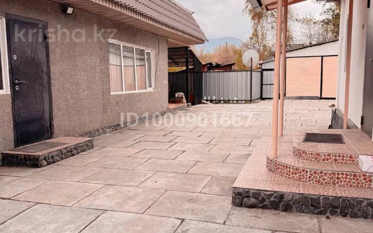 Отдельный дом · 5 комнат · 150 м² · 18 сот., Куатбаева 20а — Покатиловксий мост за 28 млн 〒 в Сарканде — фото 12