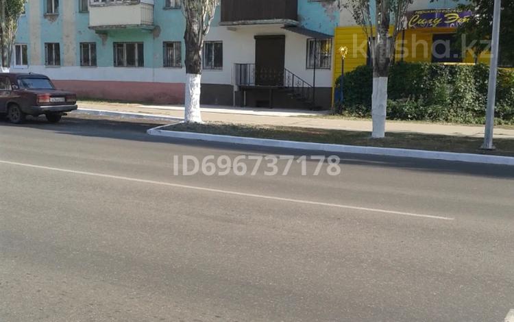 Офисы, салоны красоты, образование, кабинеты и рабочие места · 42 м² за 150 000 〒 в Рудном — фото 2