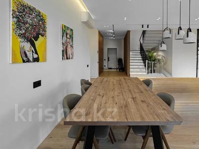 5-бөлмелі пәтер · 320 м² · 9/10 қабат, Рубинштейна 21А — Достык, бағасы: 500 млн ₸ в Алматы, Медеуский р-н