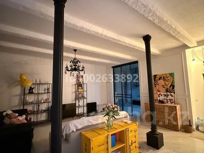 2-комнатная квартира · 90 м² · 5/10 этаж, Алии Молдагуловой 44 за 300 000 ₸ в Актобе