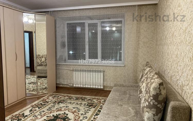 1-комнатная квартира, 39 м², 5/5 этаж помесячно, мкр Юго-Восток — Рынок «Алтын-Арба»