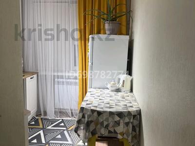 2-комнатная квартира · 48 м² · 1/5 этаж, Пришахтинск, Пришахтинск, 23й микрорайон 19 — Детский сад, школа, поликлиника, остановка за 12.5 млн ₸ в Караганде, Алихана Бокейханова р-н