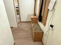 2-комнатная квартира · 48 м² · 1/5 этаж, Пришахтинск, Пришахтинск, 23й микрорайон 19 — Детский сад, школа, поликлиника, остановка за 12.5 млн ₸ в Караганде, Алихана Бокейханова р-н — фото 3