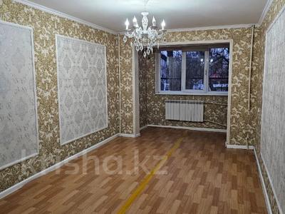 3-комнатная квартира · 60 м² · 1/5 этаж, 16-й микрорайон, 16-й микрорайон 20 за 150 000 〒 в Шымкенте, Аль-Фарабийский р-н