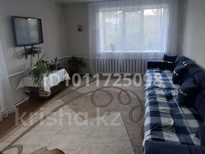 3-комнатная квартира · 90 м² · 1/2 этаж, Театральная 12 — Гагарина, школа-колледж за ~ 17.4 млн 〒 в Бишкуле