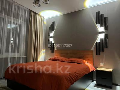 2-комнатная квартира · 52 м² · 3/5 этаж, мкр Север 12 — Пересечение ул. Рыскулова и ул. Шаяхметова за 15 000 〒 в Шымкенте, Аль-Фарабийский р-н