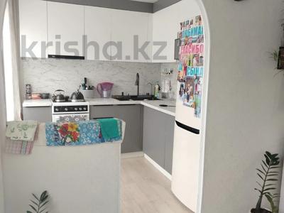 4-комнатная квартира · 59 м² · 3/5 этаж, Казахстан 105 за 24.9 млн 〒 в Усть-Каменогорске