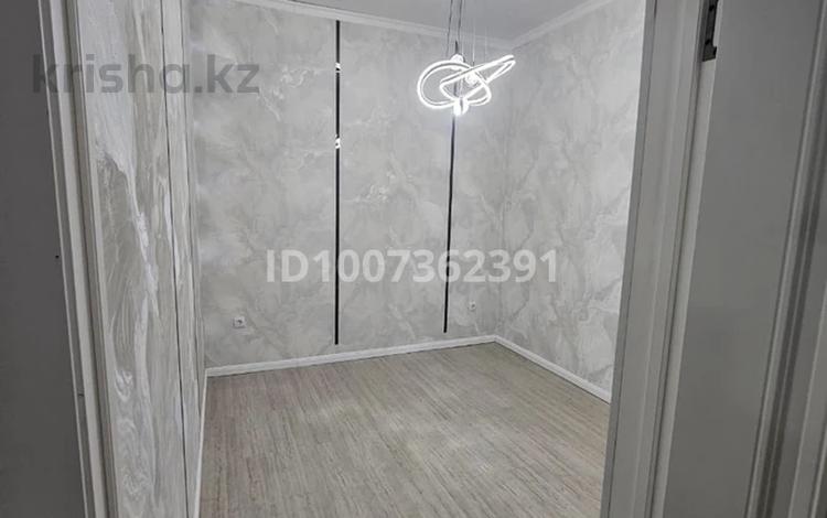 3-комнатная квартира · 70 м² · 10/13 этаж, Тастак-1 м-н 168 за 350 000 ₸ в Алматы, Ауэзовский р-н — фото 2