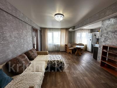 2-комнатная квартира, 45 м², 5/5 этаж, Казахстан 124 за 15 млн 〒 в Усть-Каменогорске