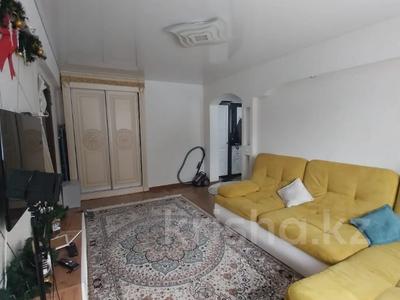 4-комнатная квартира · 59 м² · 1/5 этаж, Михаэлиса 17 за 22 млн ₸ в Усть-Каменогорске