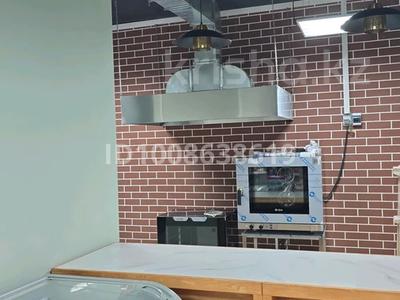 Магазины и бутики, общепит · 40 м² за 300 000 ₸ в Астане, Сарайшык р-н