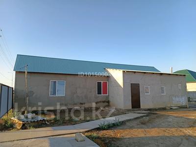 Отдельный дом · 3 комнаты · 120 м² · 8 сот., мкр Кайнар, Абдигали Қурмангазиев 55 за 15 млн ₸ в Атырау