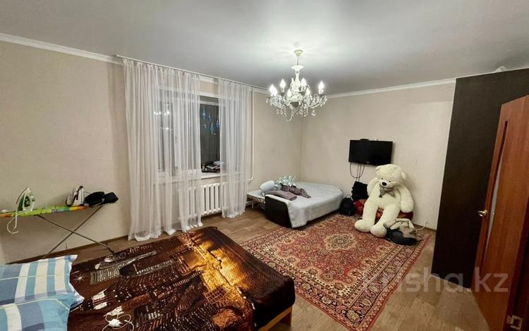 1-комнатная квартира, 46 м², 1/5 этаж, Назарбаева 2/2 за 14 млн 〒 в Кокшетау — фото 2