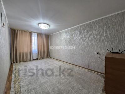 2-бөлмелі пәтер · 56 м² · 4/5 қабат, мкр Шанхай, Турар Рыскулова 18, бағасы: 15.5 млн ₸ в Актобе