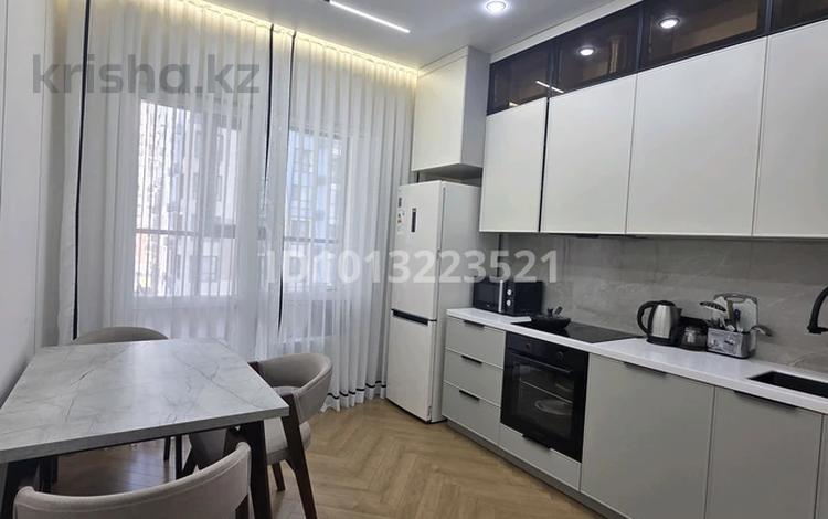 2-комнатная квартира · 63 м² · 4/18 этаж, Абая 160 7 за 59 млн ₸ в Алматы, Бостандыкский р-н — фото 2