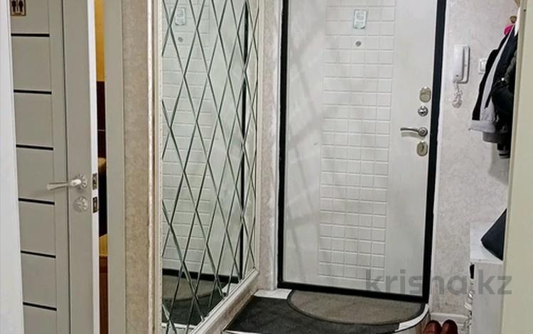 3-комнатная квартира · 63 м² · 1/5 этаж, мкр Каратау 23 за ~ 15 млн ₸ в Таразе — фото 10