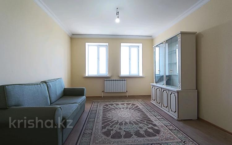 3-комнатная квартира, 86 м², 4/9 этаж, Омарова 148 — Шокана Валиханова