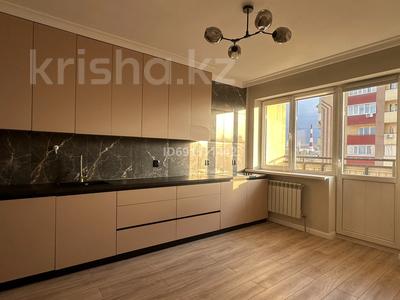 2-комнатная квартира, 88 м², 13/17 этаж, Жандосова — Жандосова Берегового за 49 млн 〒 в Алматы, Ауэзовский р-н