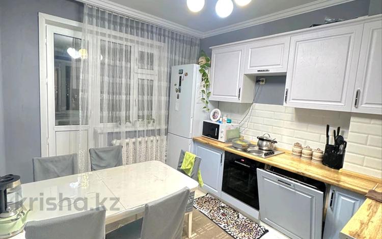 3-бөлмелі пәтер · 80 м² · 7/16 қабат, Б.Момышулы 27, бағасы: 40.5 млн ₸ в Астане, Алматы р-н — фото 2