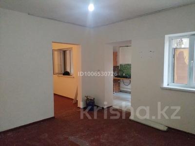 2-комнатная квартира · 24 м² · 1/2 этаж, мкр Самал-3 94 — 6 полеклиника за 100 000 ₸ в Шымкенте, Абайский р-н