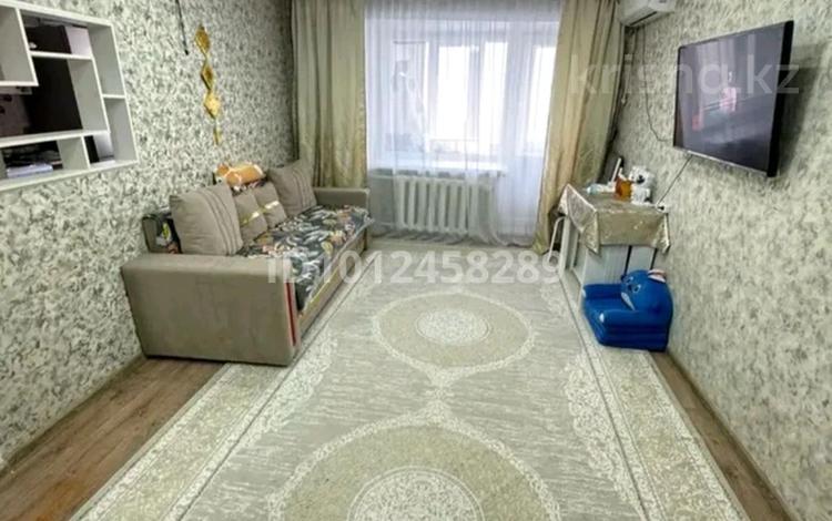 2-бөлмелі пәтер · 46 м² · 4/5 қабат, кабанбай батыр 121 — Кабанбай Батыр и Антон Чехова, бағасы: 17.5 млн ₸ в Усть-Каменогорске — фото 2