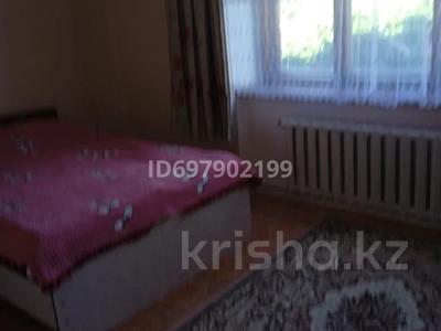 Отдельный дом · 5 комнат · 100 м², Панкратьева 1 — ул Алматинская за 130 000 〒 в Усть-Каменогорске, Ульбинский