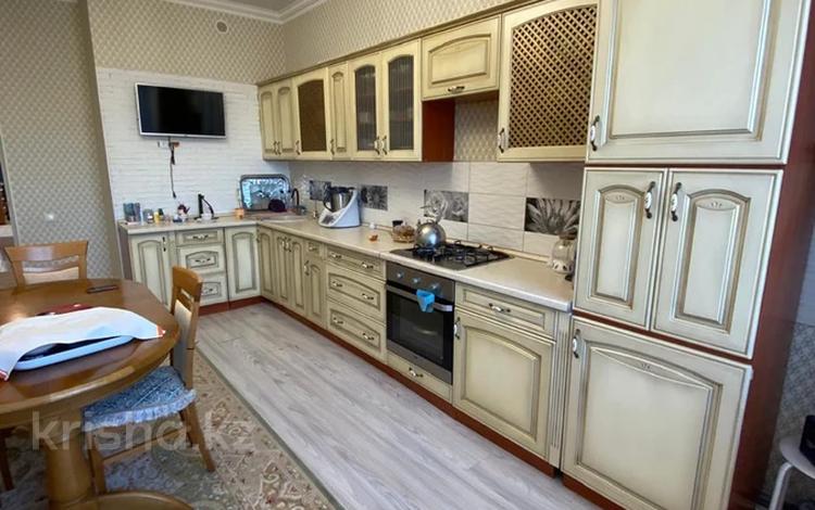 3-бөлмелі пәтер · 114 м² · 4/4 қабат, проспект Санкибай батыра 253/5, бағасы: 33 млн ₸ в Актобе — фото 2