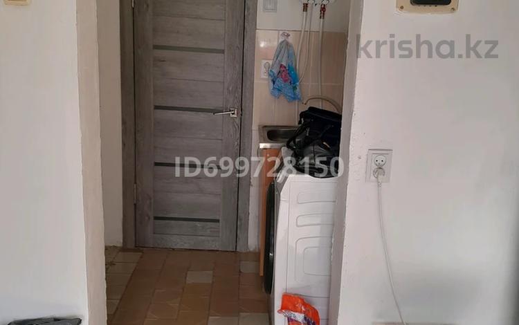 1-комнатная квартира · 12.7 м² · 4/9 этаж, Бектурова 109 — Горсад за 7 млн ₸ в Павлодаре — фото 2