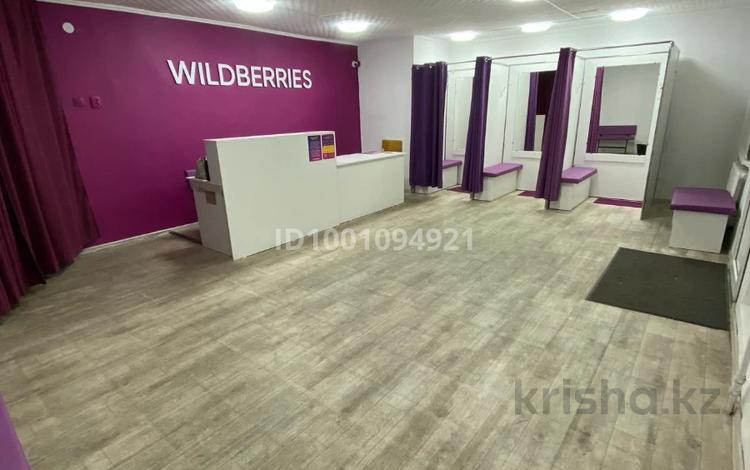 Свободное назначение, офисы, магазины и бутики, склады, салоны красоты, медцентры и аптеки · 100 м² за 50 млн 〒 в Семее — фото 2