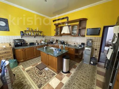 Жеке үй · 6 бөлме · 200 м² · 4.7 сот., мкр Ерменсай, Сандугаш 10, бағасы: 170 млн ₸ в Алматы, Бостандыкский р-н