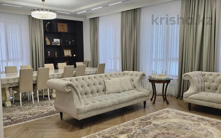 5-комнатная квартира · 210 м², Сыганак 14/1 — Abu Dhabi Plaza за 225 млн ₸ в Астане — фото 3