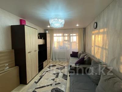 3-бөлмелі пәтер · 62.2 м² · 5/5 қабат, Строителей 26, бағасы: 12.2 млн ₸ в Аксу