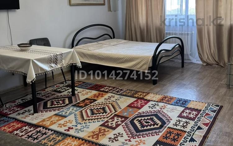 1-комнатная квартира · 40 м² · 6/10 этаж, мкр Аксай-5 25 — Момышулы-Жубанова за 250 000 ₸ в Алматы, Ауэзовский р-н — фото 2