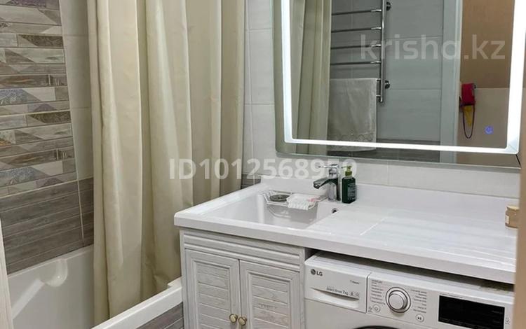 1-бөлмелі пәтер · 42.2 м² · 2/10 қабат, мкр Шугыла 4/14, бағасы: 31.5 млн ₸ в Алматы, Наурызбайский р-н — фото 2