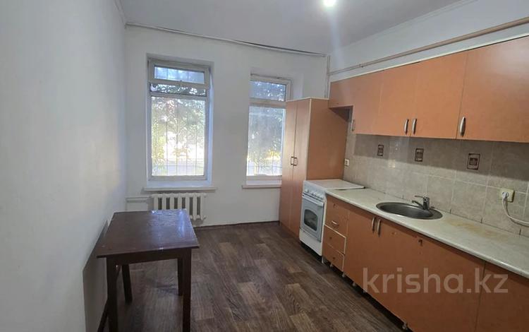 1-комнатная квартира · 40 м² · 1/5 этаж, Набережная 120 за 100 000 ₸ в Талдыкоргане, Каратал — фото 2