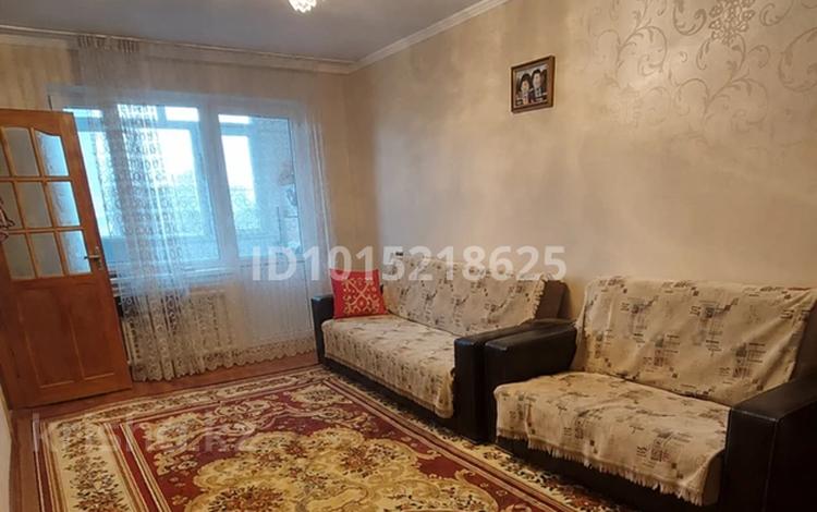 3-бөлмелі пәтер · 65 м² · 4/5 қабат, 5 микрорайон — Магнум Экспресс, бағасы: 21 млн ₸ в Конаеве — фото 2