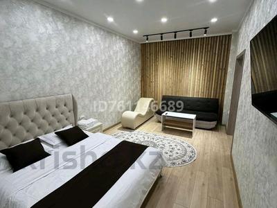 1-бөлмелі пәтер · 50 м² · 3/9 қабат, Желтоксан — Риксос, бағасы: 15 000 ₸ в Шымкенте, Туран р-н