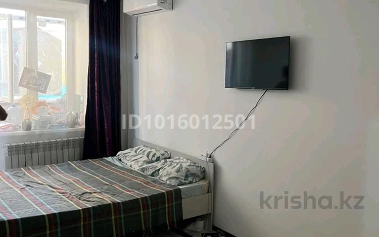 1-комнатная квартира · 45 м² · 1/5 этаж, Некрасова 22 — Раион пединститут налоговая за 145 000 ₸ в Уральске — фото 2