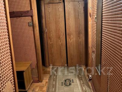 2-комнатная квартира · 55 м² · 3/5 этаж, 16-й микрорайон, 16-мкр 4 за 16.5 млн 〒 в Шымкенте, Аль-Фарабийский р-н