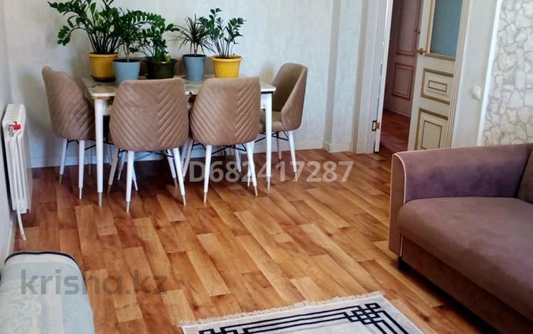 3-комнатная квартира · 70.3 м² · 7/9 этаж, мкр Жулдыз, Самал — Самал за 28 млн ₸ в Уральске — фото 2