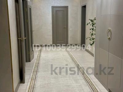 3-комнатная квартира · 110 м² · 3/9 этаж, мкр. Алтын орда 101б за 40.5 млн 〒 в Актобе
