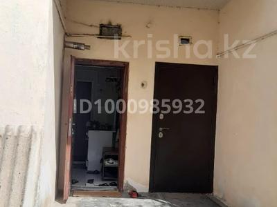 Продажа домов и дачи в Шымкенте: Отдельный дом · 1 комната · 40 м² · 3.6 сот., ул Терешковой 10 за 12 млн 〒 Отдельный дом · 1 комната · 40 м² · 3.6 сот., ул Терешковой 10 за 12 млн 〒 в Шымкенте, Аль-Фарабийский р-н
