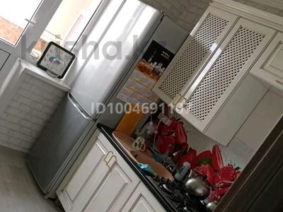 4-комнатная квартира · 72 м² · 5/5 этаж, 4 микрорайон 1 за 210 000 〒 в Аксае