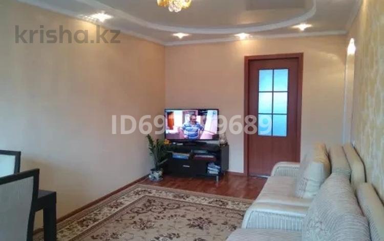 3-бөлмелі пәтер · 60 м² · 5/5 қабат, мкр №4 27 — проспект Алтынсарина и Куанышбаева, бағасы: 39 млн ₸ в Алматы, Ауэзовский р-н — фото 2