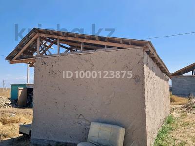 Отдельный дом · 1 комната · 30 м² · 4 сот., Рыскулбекова — Центральная за 15 млн 〒 в Кемертогане