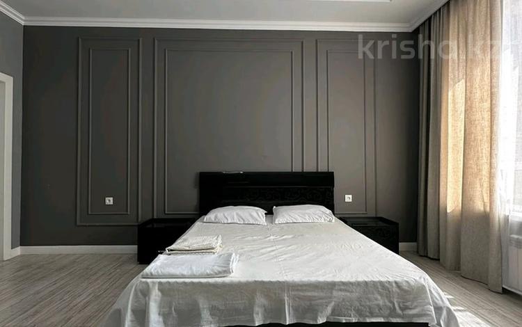 1-комнатная квартира · 60 м² · 9/12 этаж, Байтерекова 100/4 — проспект Назарбаева - Байтерекова (рядом Metro) за 16 000 ₸ в Шымкенте — фото 10