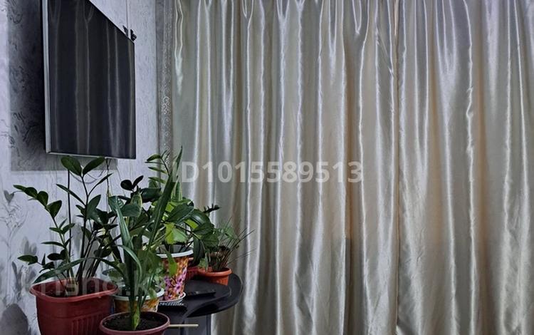 3-бөлмелі пәтер · 74 м² · 1 қабат, 6 мкр 14 үй 1 — Мектептің жанында, бағасы: 15 млн ₸ в Жанатасе — фото 8