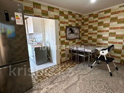 5-комнатная квартира · 83 м², 1мкр 14 за 18 млн ₸ в Ленгере
